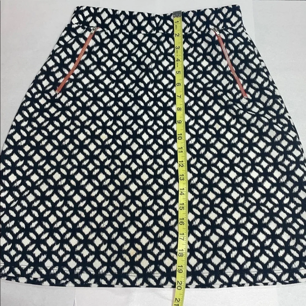 Anthropologie Le Lis Maura black & white geometric print A-line skirt.  Sz Small